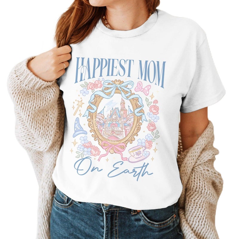 InterStellux Happiest Mom On Earth Shirt - Mom Tshirt - Mother T-Shirt - Mothers Day Shirts - Magical Shirts - Gifts for Mother's Day (White,XL) - Image 1
