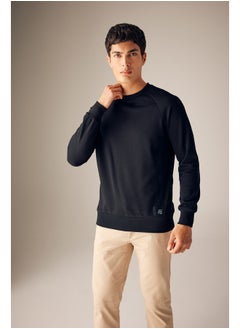 DeFacto Man Regular Fit Crew Neck Sweatshirt  - Image 3