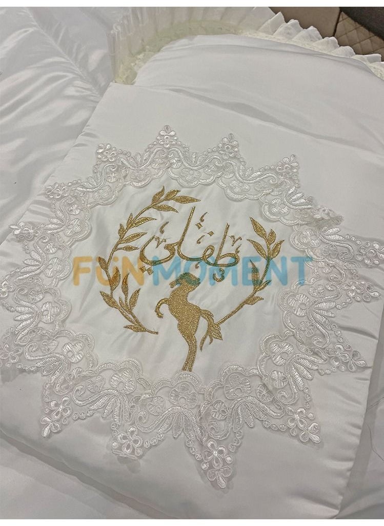 Golden embroidered baby bedding set - size 1.4×2m