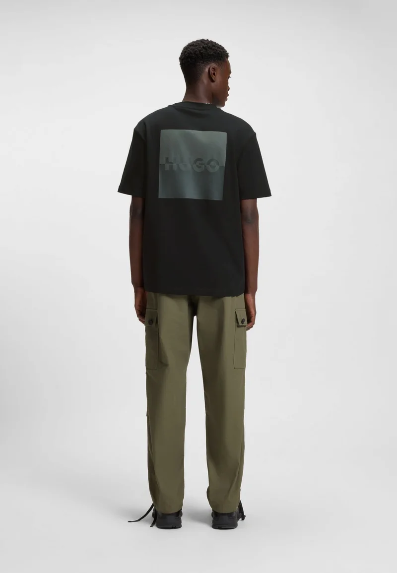 HUGO Relaxed-fit T-shirt in cotton with split logos