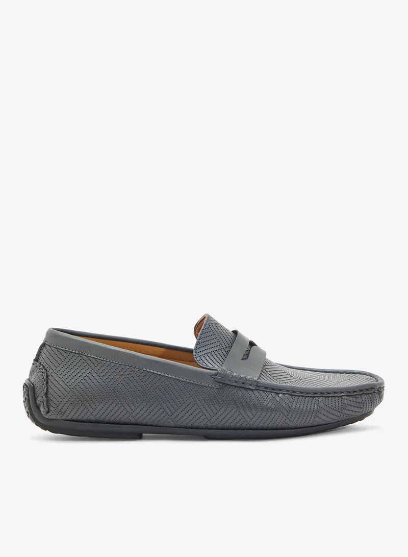 Perforation Detail Casual Loafers