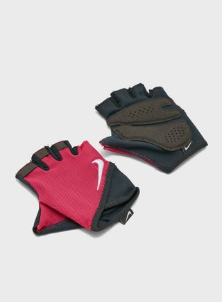 Essential Logo Gloves - pzsku/Z9F1E672955BD562EF79BZ/45/1746747309/7f016dd2-1a67-41b1-ab7e-730e8bf9e237