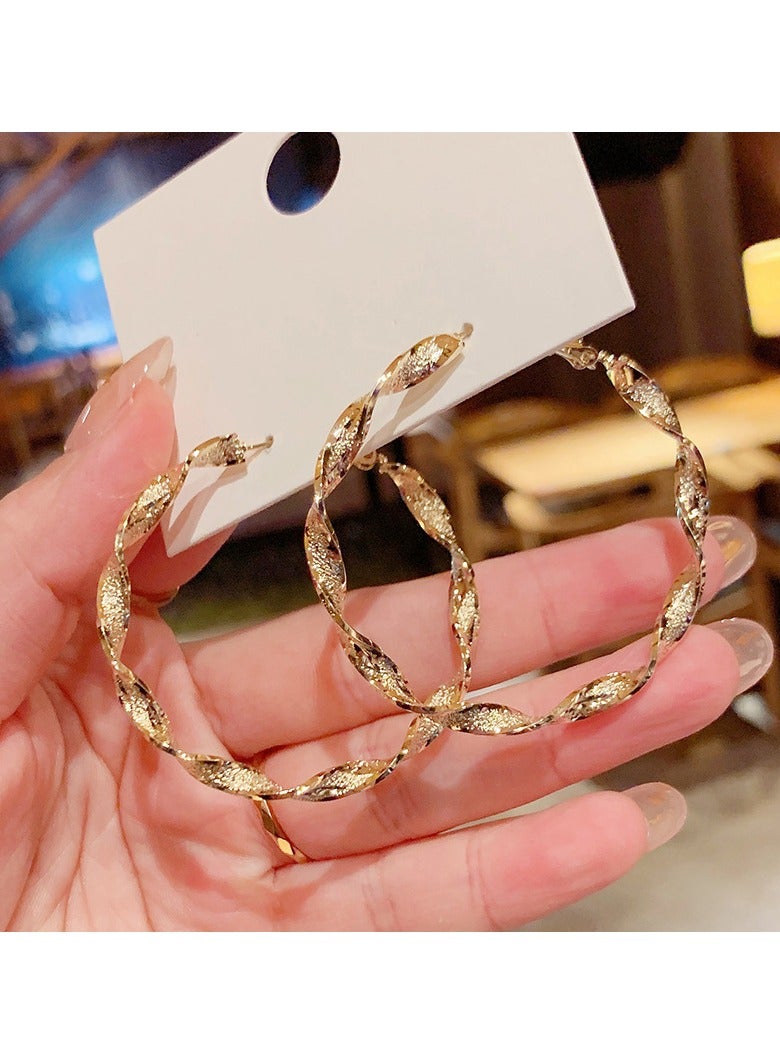 Gold Large Circle Fashion Earrings 