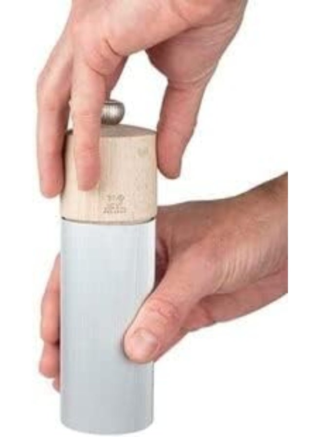 Peugeot Line Natural Salt Mill 18 cm - 7in - Image 4