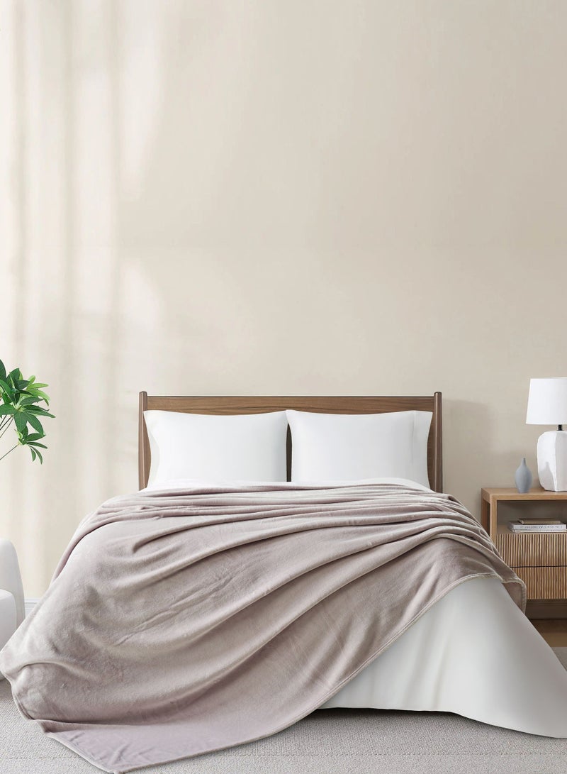 Donetella Fleece Blanket, King Size 210x240 cm, 300 GSM, Lightweight Ultra Soft & Warm Solid Throw Blanket, Cozy  for Sofa, Bed & Couch  - Image 1