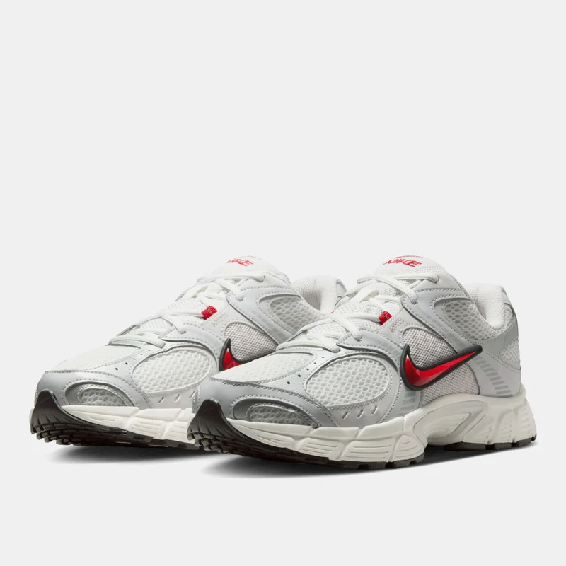 Nike White Men's V5 RNR Shoes for Men | Best Price UAE