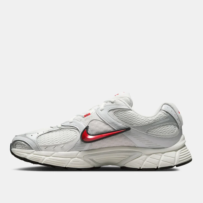 Nike White Men's V5 RNR Shoes for Men | Best Price UAE