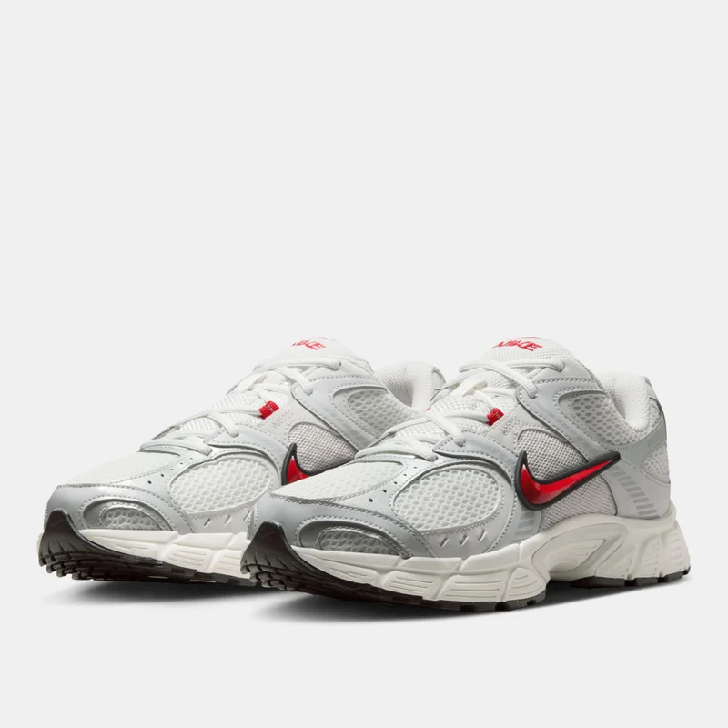 Nike White Men's V5 RNR Shoes for Men | Best Price UAE