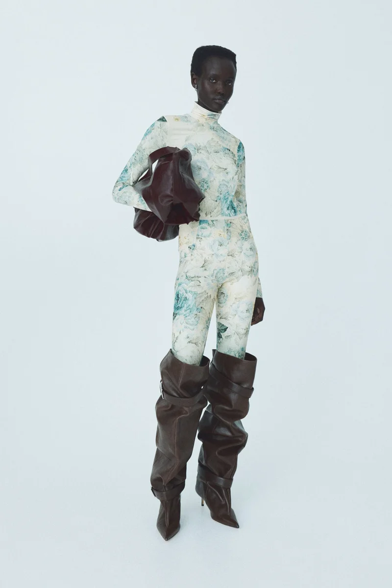 اتش اند ام لغينغز مزين بطبعة