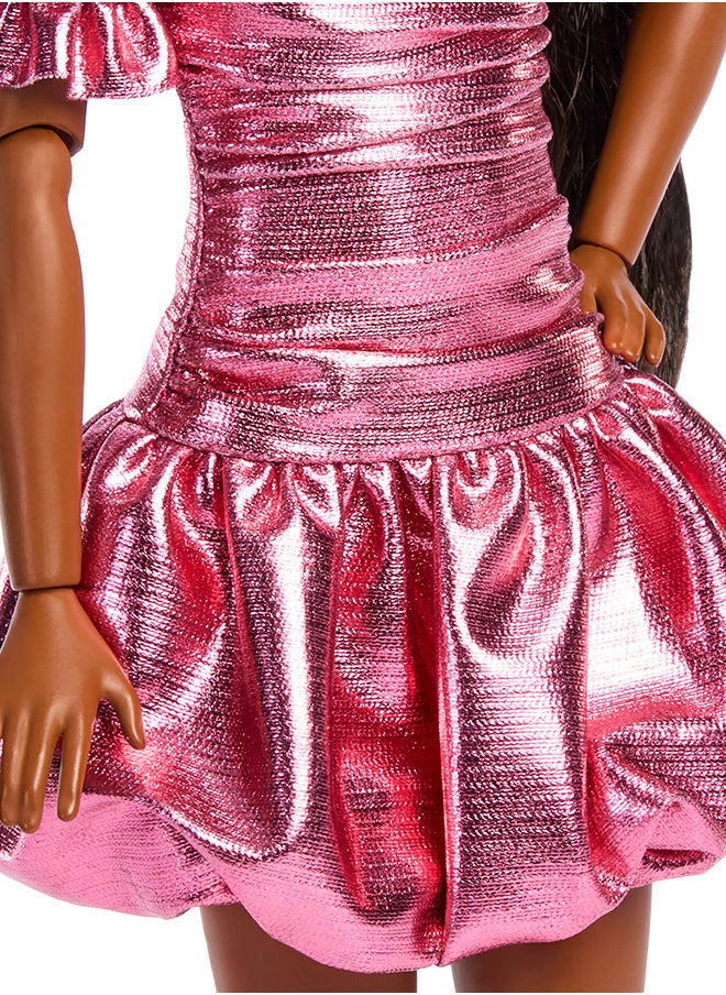 Barbie Deluxe Style Doll #6 in Metallic Coral Pink Dress with Bubble Hem, Black Hair in Ponytail, Accessories like Sunglasses, Jewelry and Handbag  - Image 3