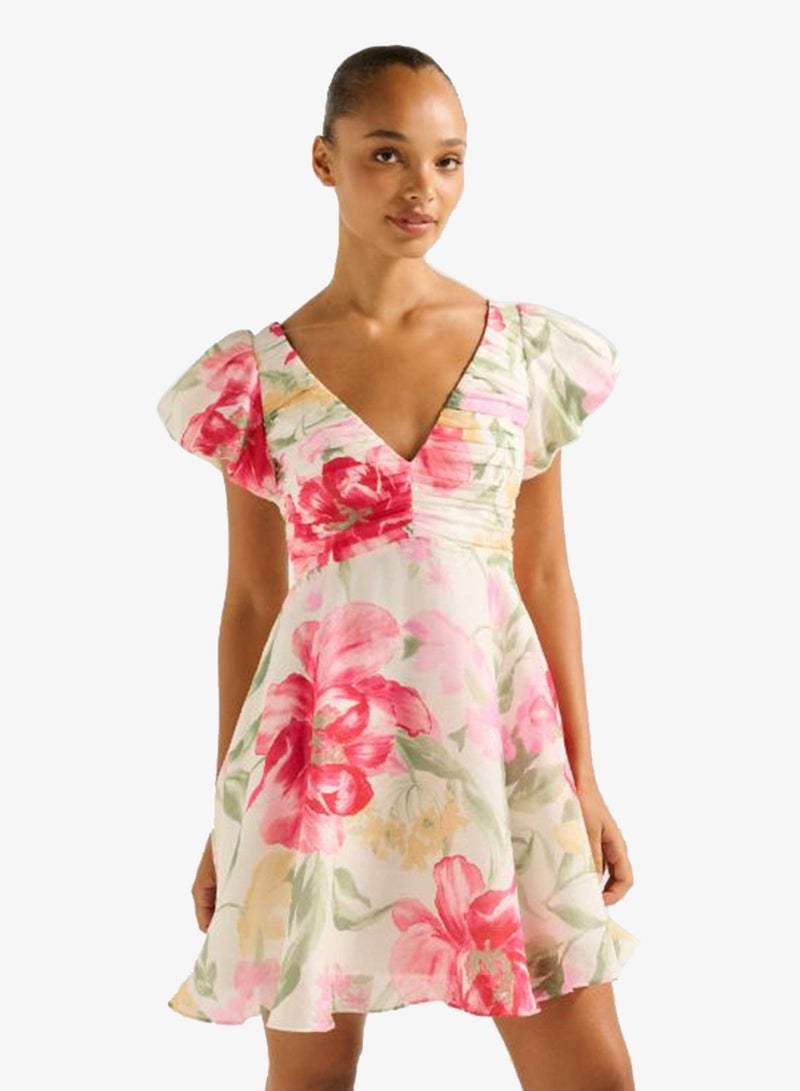 فورايفر نيو فستان قصير بياقة على شكل حرف  بتكشكش لشهر يونيو - Image 3