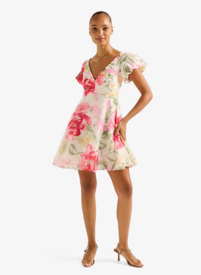 فورايفر نيو فستان قصير بياقة على شكل حرف  بتكشكش لشهر يونيو - Image 5