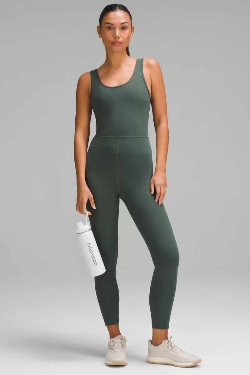 lululemonStainless steel sports vacuum insulated water bottle, suitable for holding water, iced tea, hot tea, etc., with a capacity of 710 milliliters - Image 3