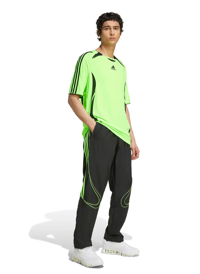 adidas Originals Adicolor Teamgeist Loose T-Shirt