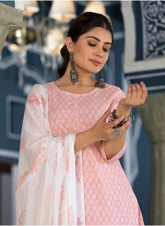 Vishudh Women Pink Printed Cotton Kurta Set by Styli  - Image 5