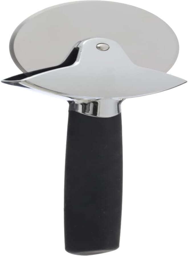 BB High Quality Stainless Steel Pizza Wheel with Medium Plastic Handle (19 * 6.5cm) - Black