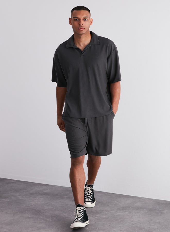 trendyol Premium Smoke Oversize/Wide Cut Textured Wrinkle-Free Ottoman Shorts - Image 2