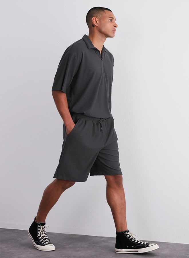 trendyol Premium Smoke Oversize/Wide Cut Textured Wrinkle-Free Ottoman Shorts - Image 3