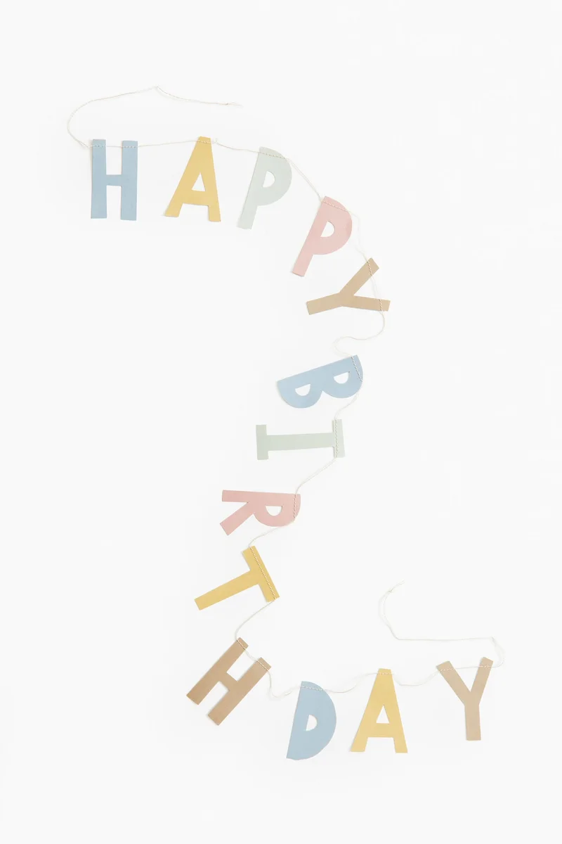 H&M Birthday garland