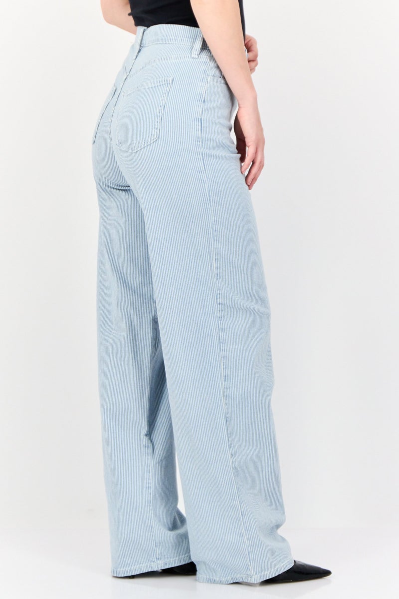 Universal Thread Women Regular Fit Wide Leg Long Inseam Jeans, Multicolor - Image 4