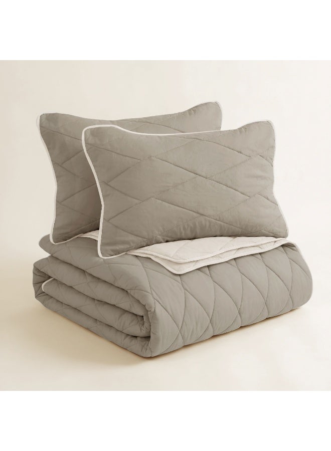 Morano Aura Quilt Set 230x250 cm with 2 Pillowcases 50x70 cm, Double-Brushed Microfibre, Hollow Fibre Fill,  Machine Washable - Image 1