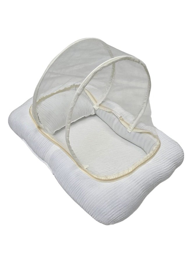 BABYCARA - Softly Padded Mattress Sleeping Baby Cot With Net And Pillow - Image 1