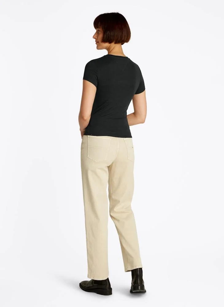 TOMMY JEANS Logo Crew Neck T-Shirt