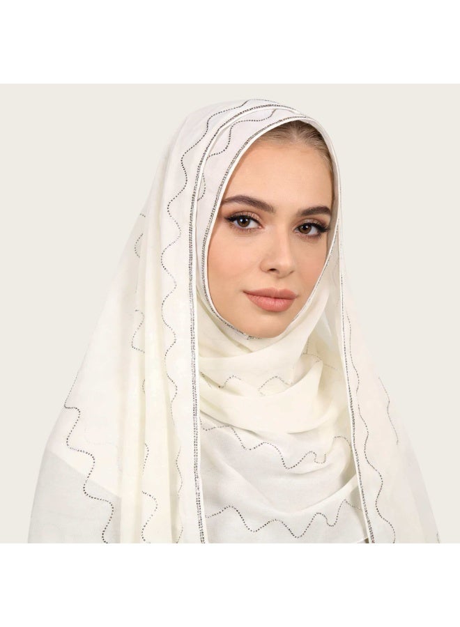 حجاب شيفون لؤلؤي بمزخرف خرز موجي | حجاب أنيق للنساء الشرق أوسطيات