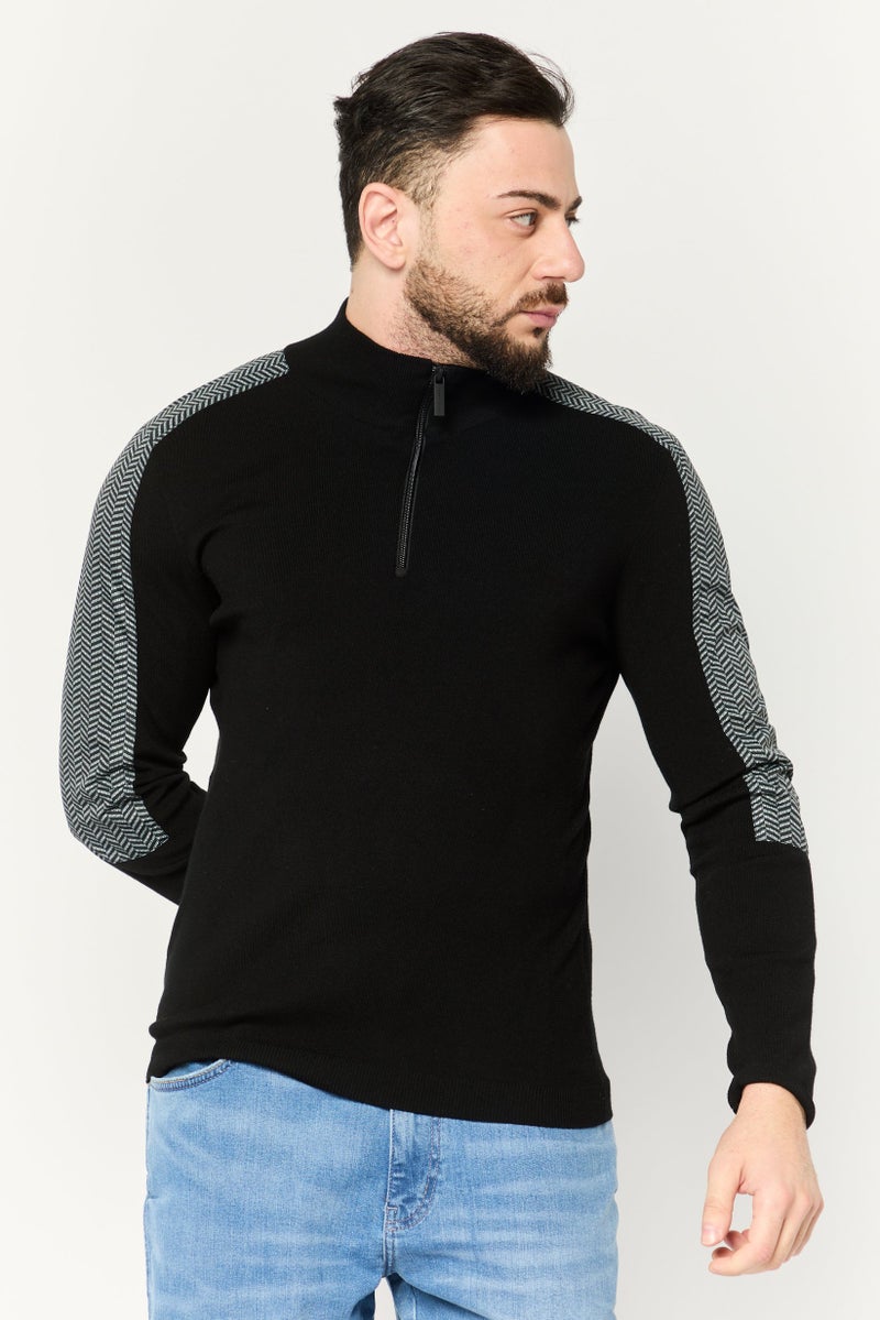 PERRY ELLIS سويت شيرت رجالي بياقة مزيفة بتفاصيل شيفرون بسحاب ربع، أسود - Image 1