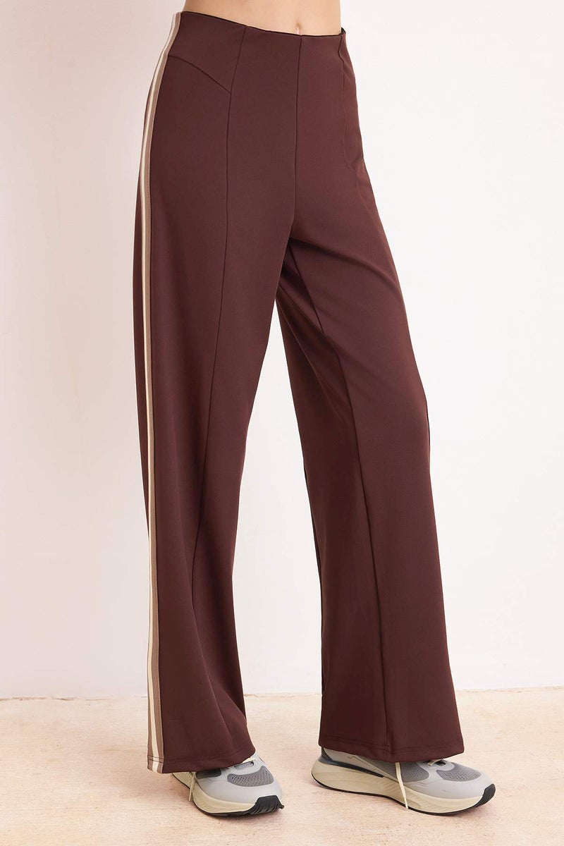 trendyol Brown Striped Diver/Scuba Fabric Knitted Sports Sweatpants Thmss26Ea00002 - Image 3
