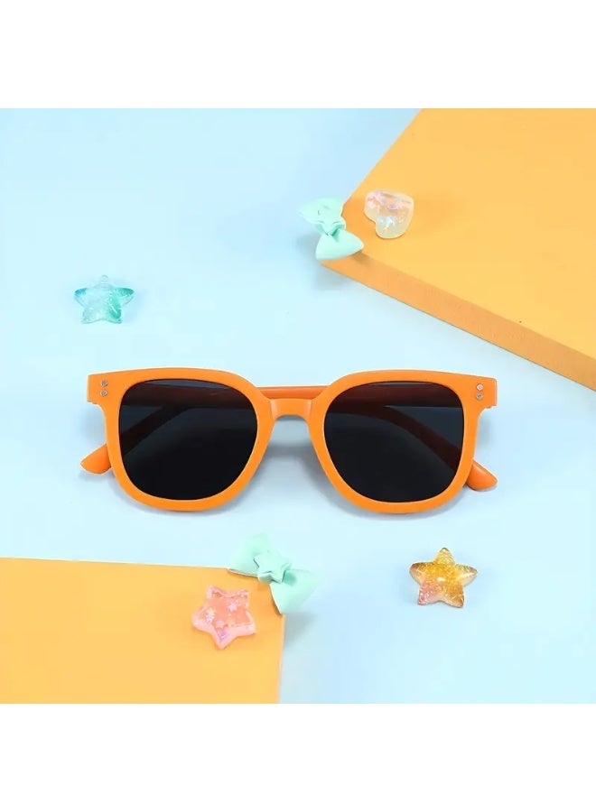 سينت هاوس مجموعة واحدة من نظارات الأطفال العصرية المربعة، طراز كلاسيكي للأولاد والبنات، مثالية كهدية للعطلات والملابس غير الرسمية (تتضمن حافظة النظارات)، والنظارات الشمسية - Image 4