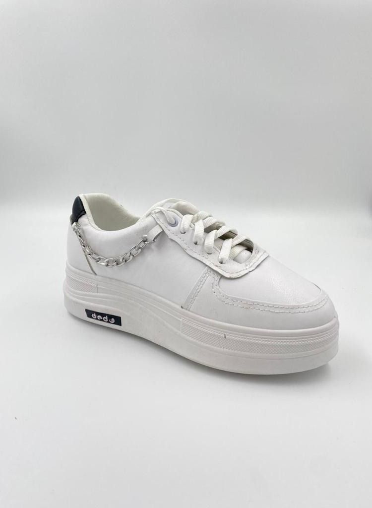 كوتشى حريمى