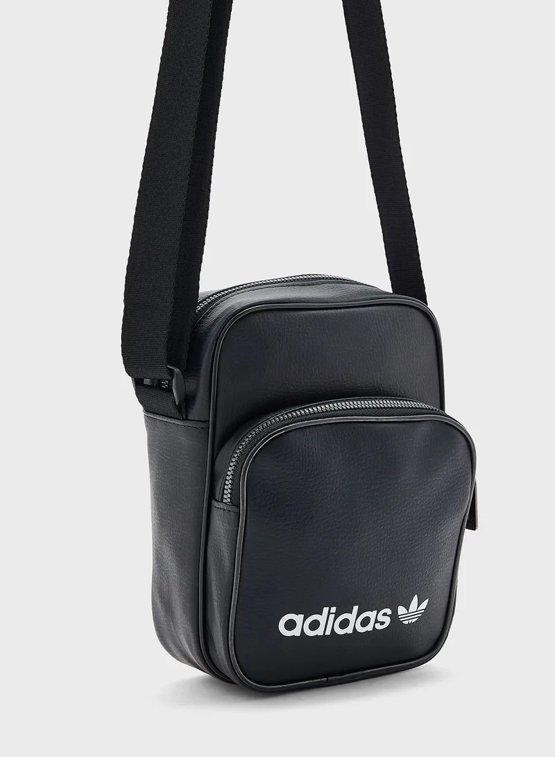 adidas Originals Essential Shoulder Bag