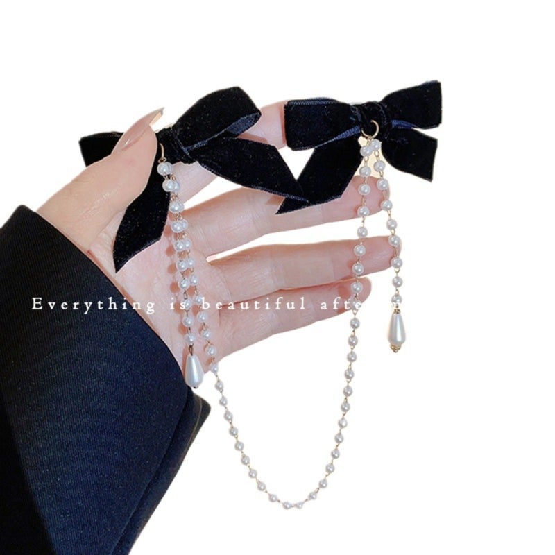 Elegant Hair Clip: Black Alloy Clip With Chic Bow Shimmering Pearls - Lightweight 9.3g Durable Fabric Design - Statement Hairpiece for Everyday Wear Special Occasions - Image 2
