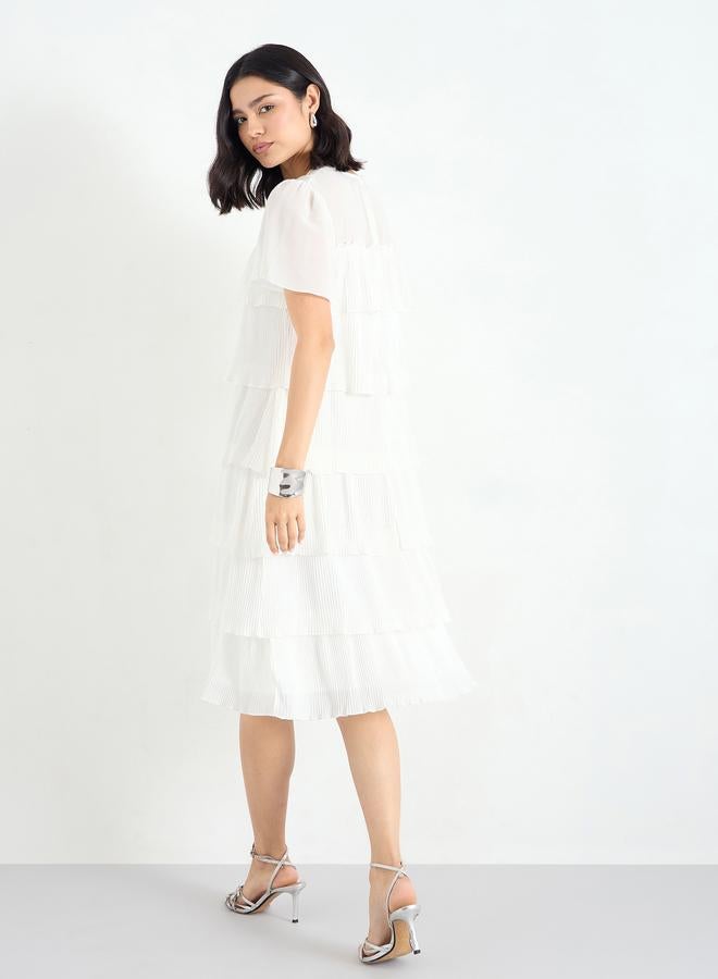 Styli Women Layered Plisse Knee Length Dress - Image 5