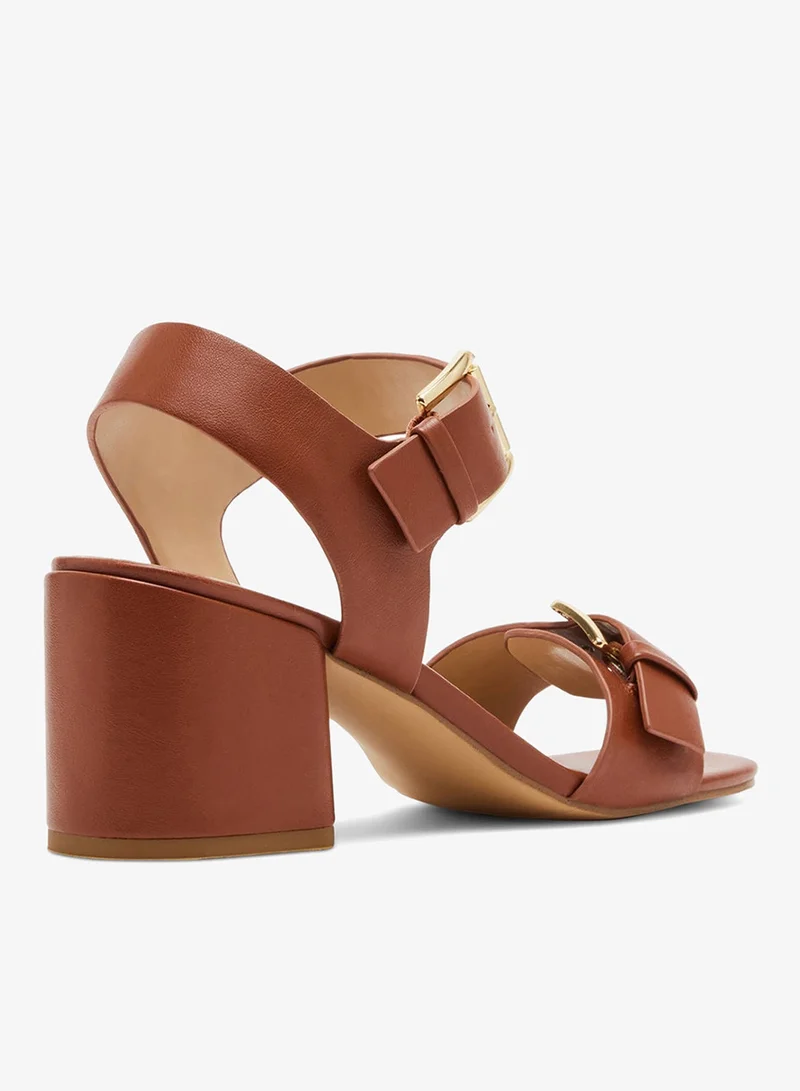 STEVE MADDEN Steve madden almaa cognac paris heels