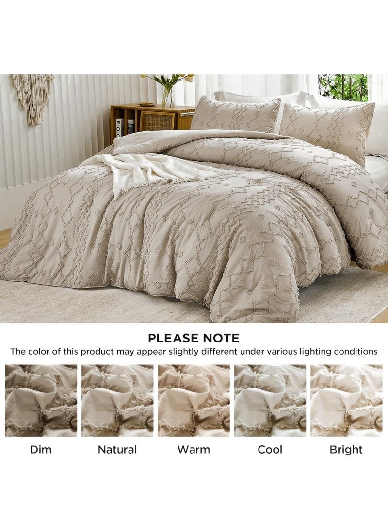UNIKSAR 6-Piece King Size Comforter Bedding Set – Ultra-Soft Quilted Blanket 240×260 cm with Deep Fitted Sheet 200×200+30 cm & 4 Pillow Covers 50×75 cm – Breathable, Hypoallergenic, All-Season Microfiber Bed Set with Elegant Embossed Design for Double Bed, Hotel, Guestroom, Daily Use – Machine Washable & Fade-Resistant - Image 5