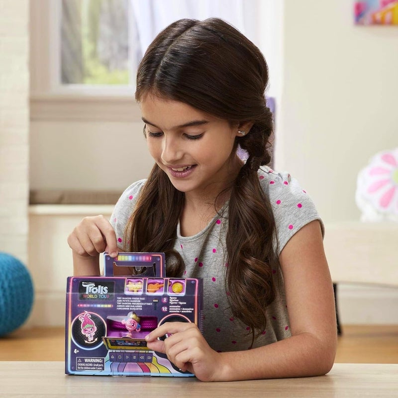 Trolls Hasbro Trolls DreamWorks Tiny Dancers Friend Pack with 2 Tiny Dancers Figures2 Braceletsand 10 CharmsToy Inspired by The Movie World Tour - Image 3