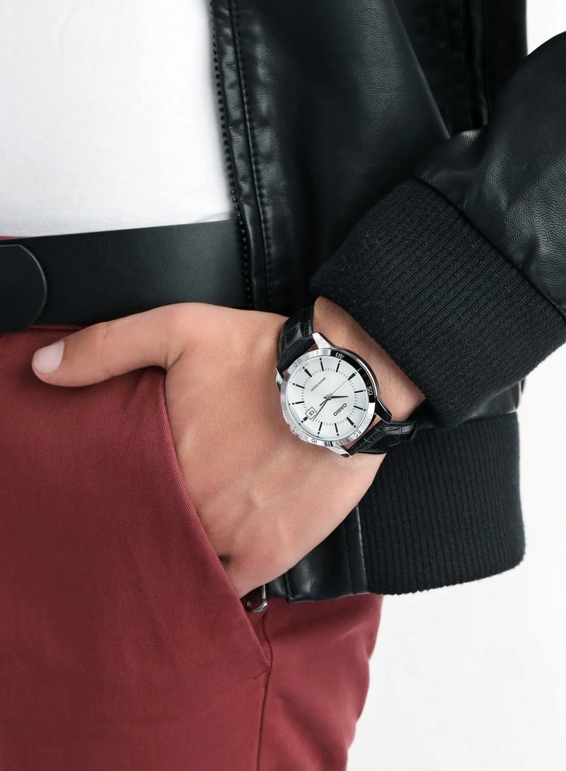 CASIO ساعة يد أنالوج مقاومة للماء للرجال MTP-V004L-7AUDF - 42 مم - سوداء - Image 5