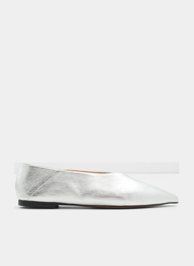 ZOLISSA Pointed Toe Slip-Ons
