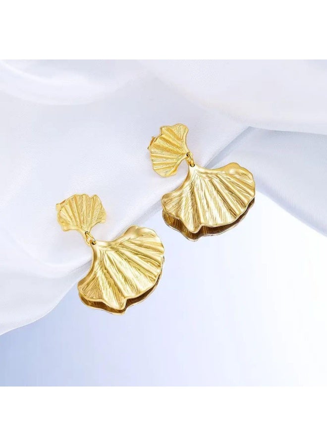 Fayrouz Jewellery Women's Gold Hoop Earrings 18K Gold Plated Stainless Steel Hoop Earrings, Lightweight Hypoallergenic Ear Studs, Fashion Jewelry by Fairuz Jewelry  - Image 5