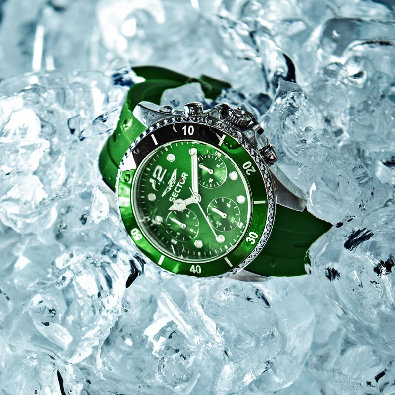 Sector  230 collection Men's Green Silicon watch - R3251161051 for Men | Best Price UAE