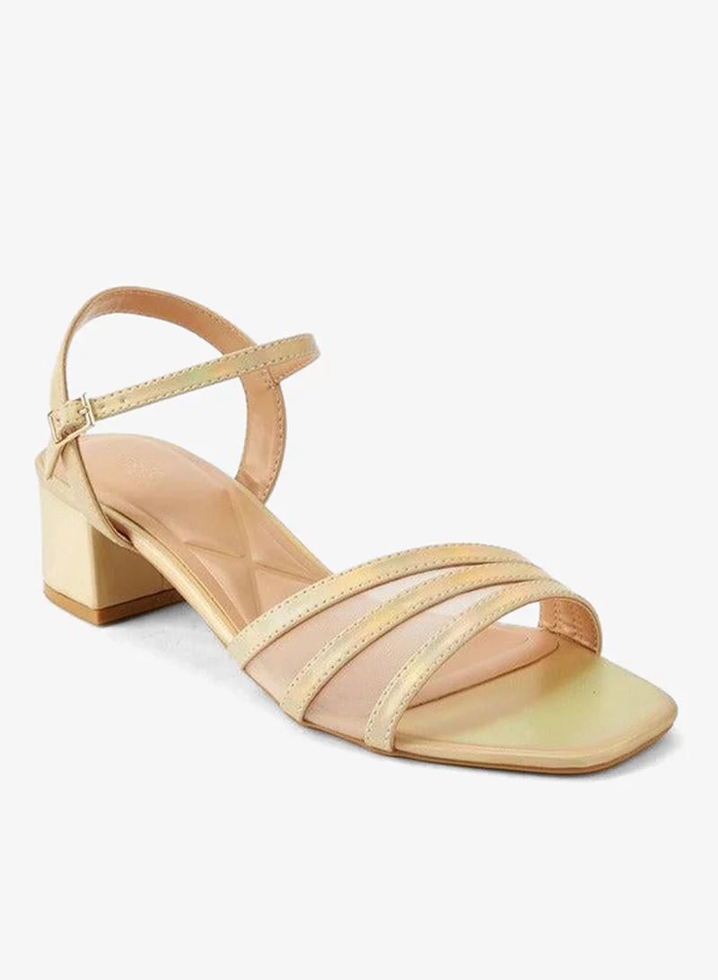 سيليست صنادل بكعب عريض بحزام نسائي