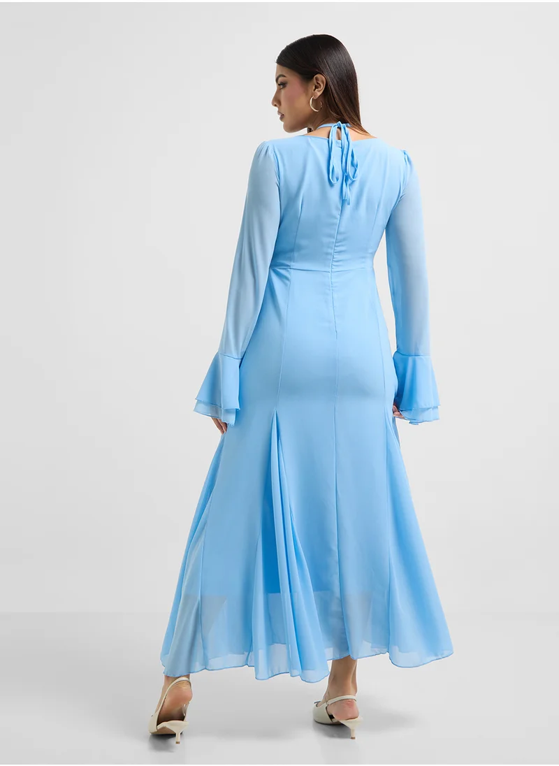 Khizana Dress With Ruffle Sleeve