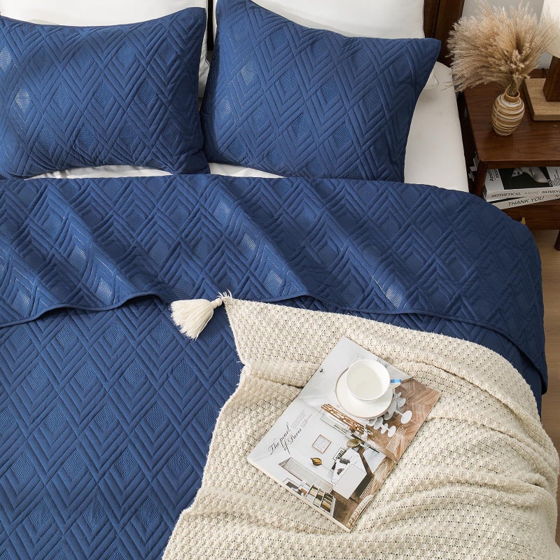 EMME Quilts Queen Size Bedding Sets, Navy Blue Bedspread Soft Lightweight Pre-Washed Quilt, 3 Piece Cozy Reversible Microfiber Ultrasonic Coverlet with Pillow Sham (Diamond Pattern,90"x90") - Image 3