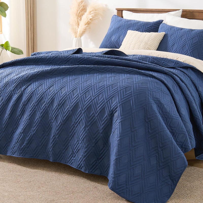 EMME Quilts Queen Size Bedding Sets, Navy Blue Bedspread Soft Lightweight Pre-Washed Quilt, 3 Piece Cozy Reversible Microfiber Ultrasonic Coverlet with Pillow Sham (Diamond Pattern,90"x90") - Image 2