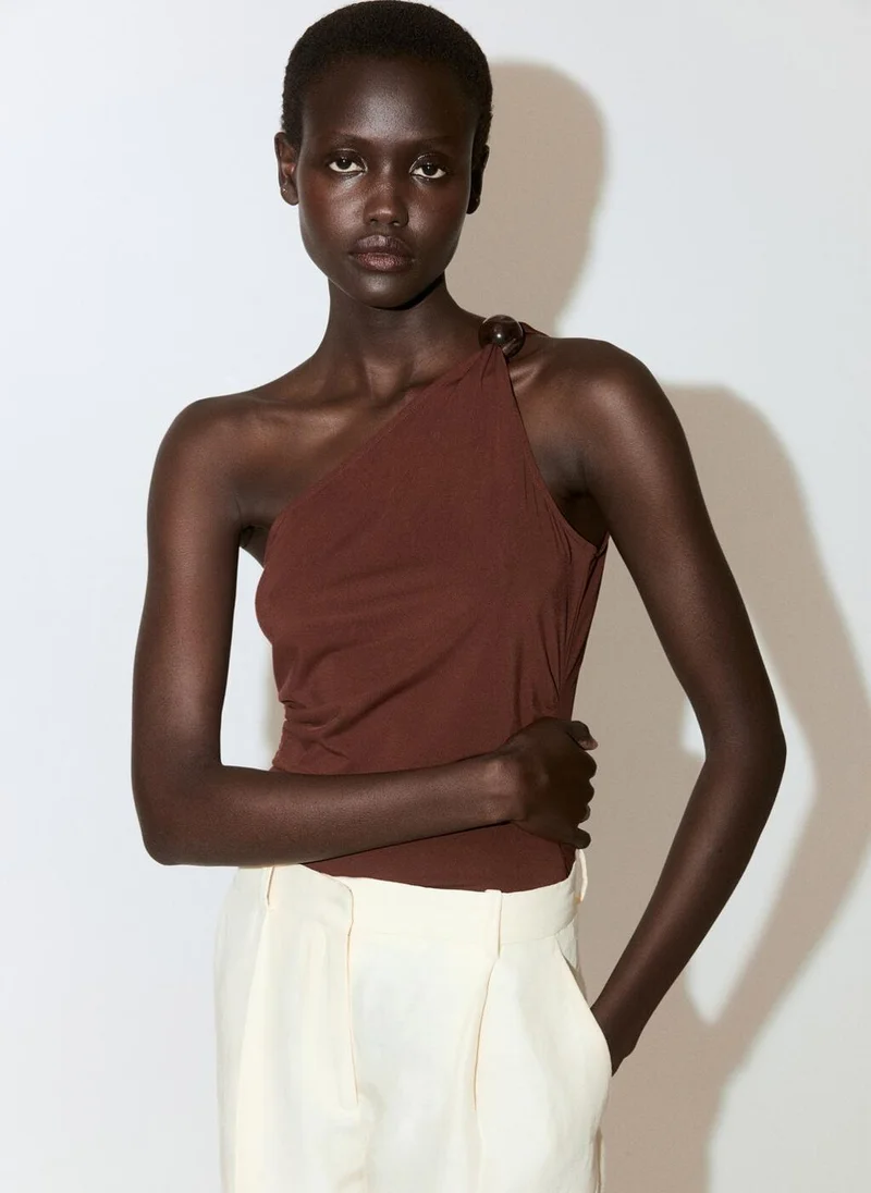 مانجو Asymmetric Top With Bead Detail