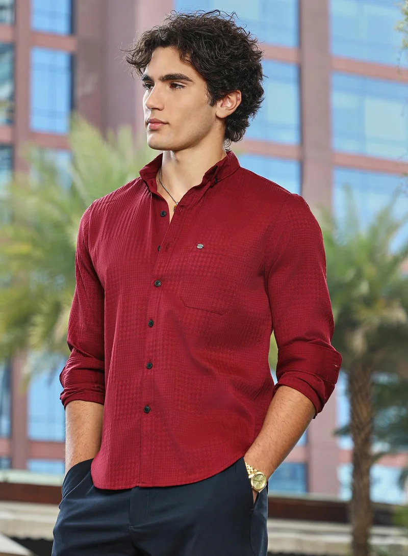 Campus Sutra Men's Ruby Red Houndstooth-Tactile Shirt