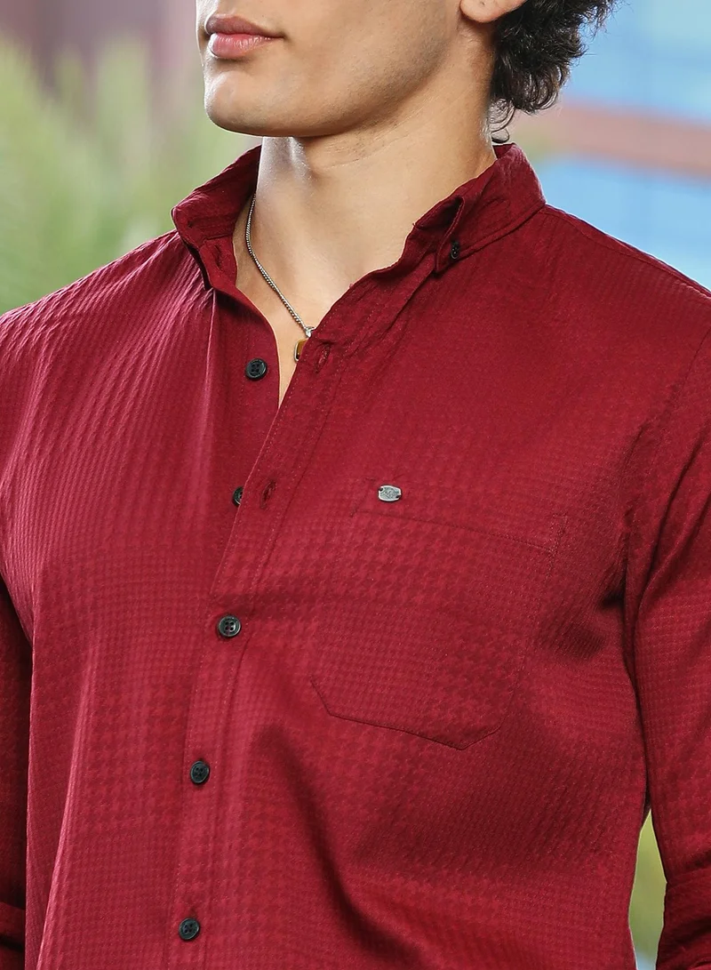 Campus Sutra Men's Ruby Red Houndstooth-Tactile Shirt