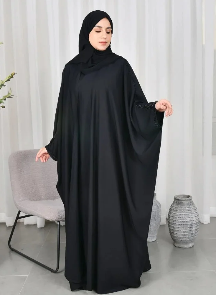 عبايات لمحة عباية بشت سوداء بشك ناعم على الاكمام